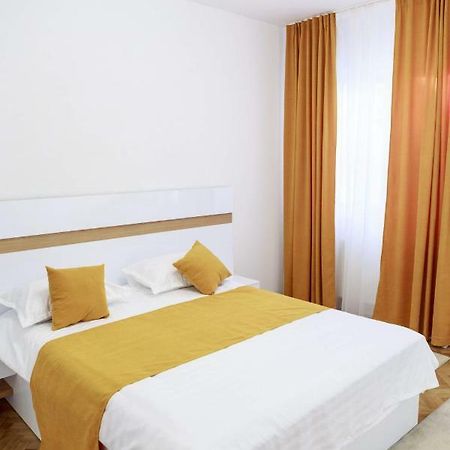 Strada Muresenilor - Savas Apartament Braşov Exterior foto